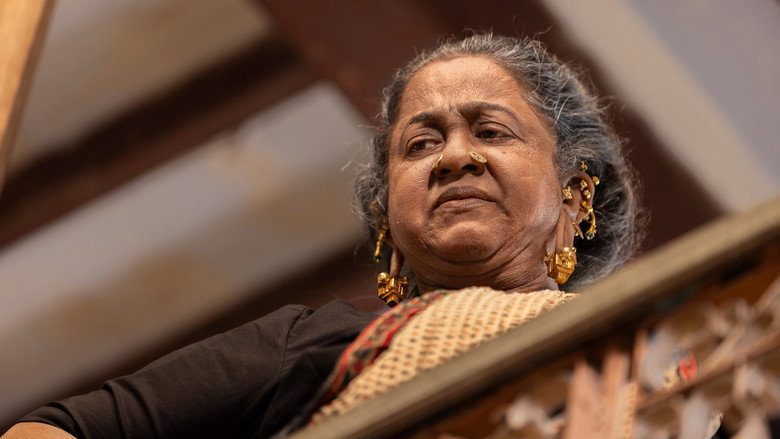 кадр из фильма தாய் கிழவி