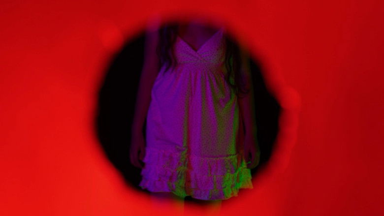 кадр из фильма Material Girl