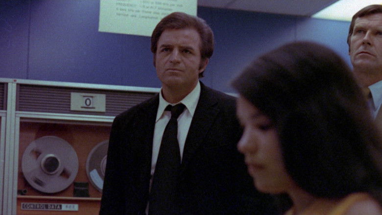 кадр из фильма The Mad Bomber