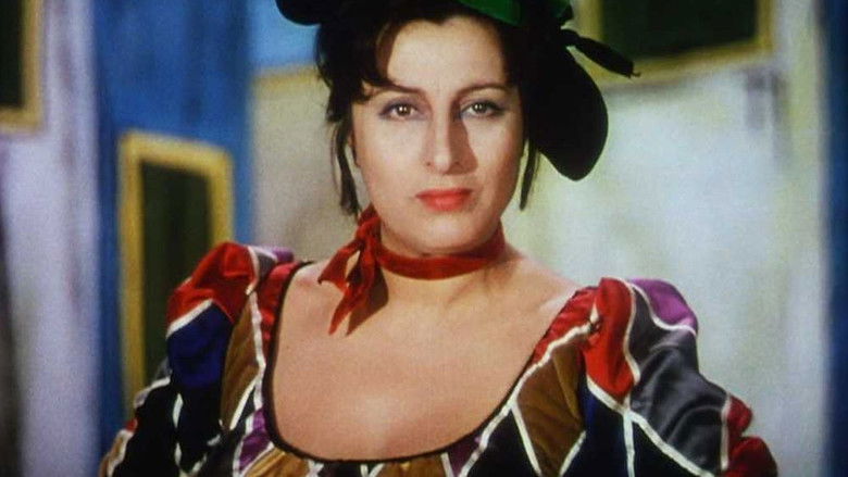 кадр из фильма Золотая карета