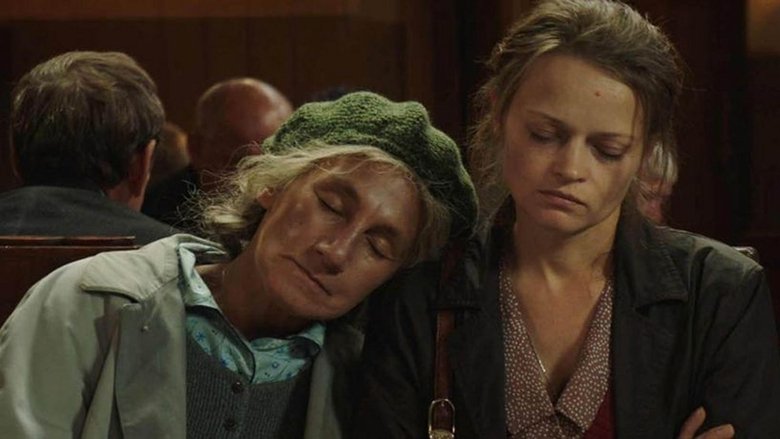 кадр из фильма Кроткая