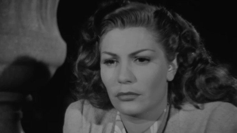 кадр из фильма El pecado de Laura