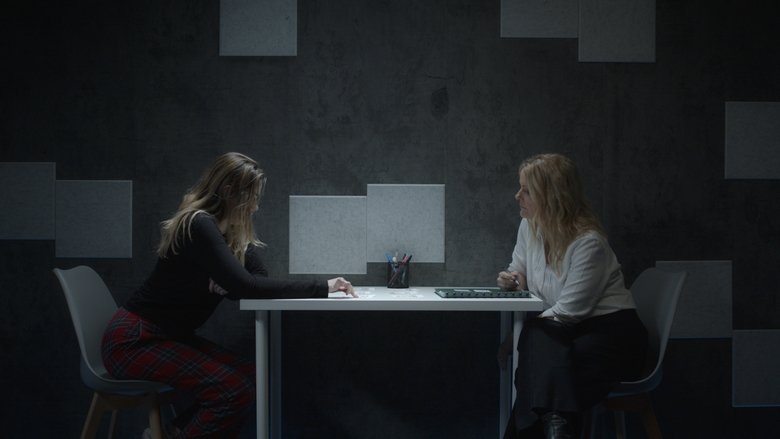 кадр из фильма UPGRADE