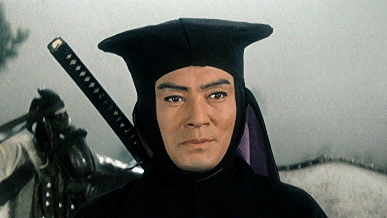 кадр из фильма 危うし!! 快傑黒頭巾