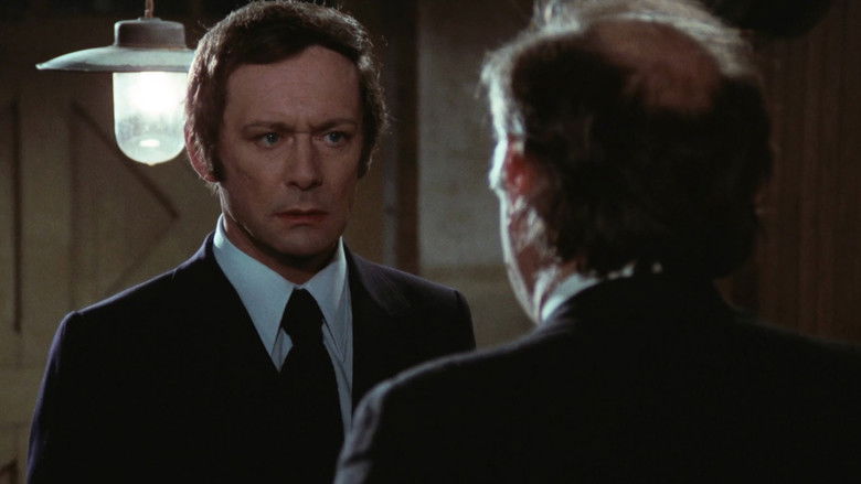 кадр из фильма L'Affaire Crazy Capo