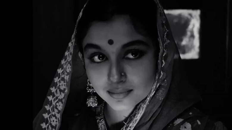 кадр из фильма Starring Sharmila Tagore