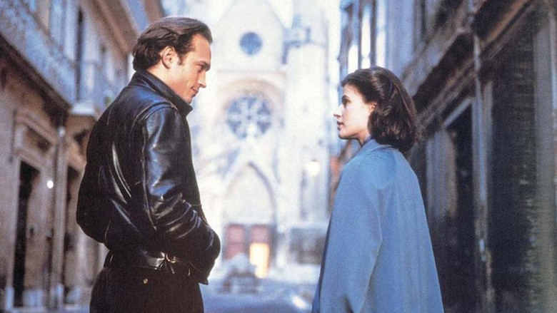 кадр из фильма За облаками