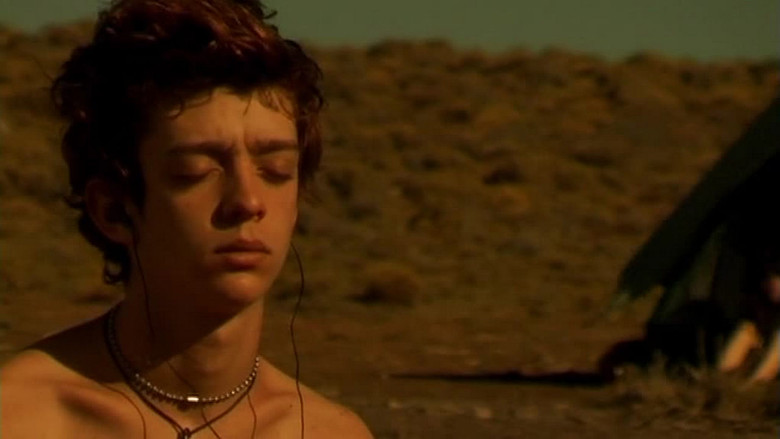 кадр из фильма Glue