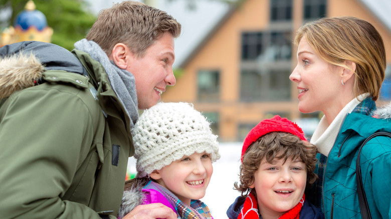 кадр из фильма Операция «Рождество»