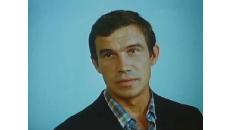 кадр из фильма По 206-й...