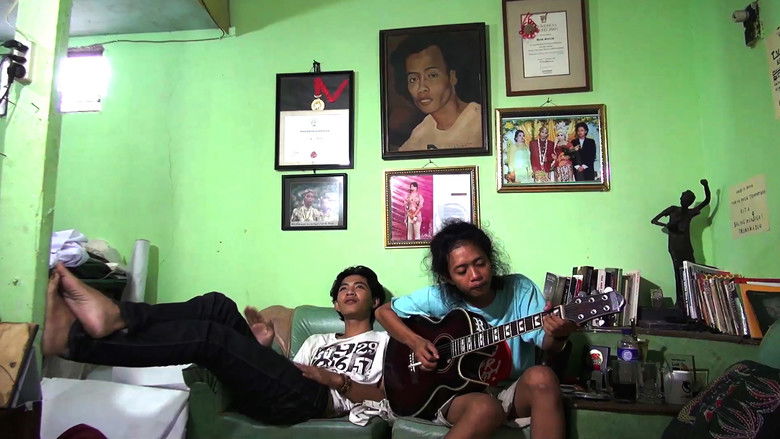 кадр из фильма Nyanyian Akar Rumput