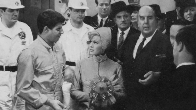 кадр из фильма Way... Way Out