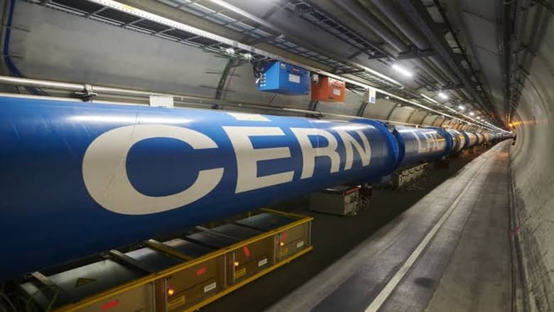 кадр из фильма CERN