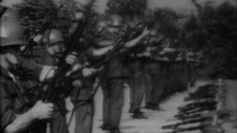 кадр из фильма Basic Training