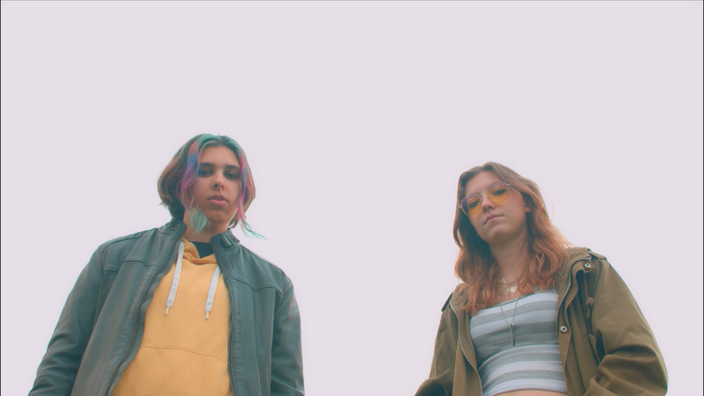 кадр из фильма There's an orange on the ground