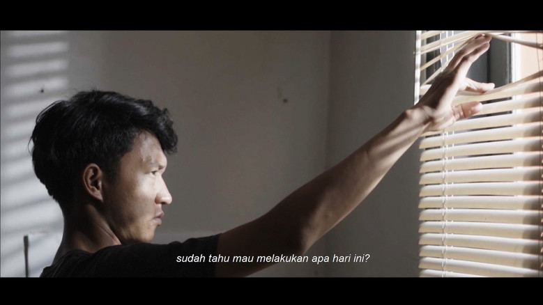 кадр из фильма 528 Hari Tanpa Kirana