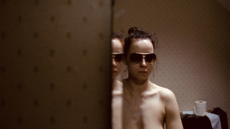 кадр из фильма Морверн Каллар