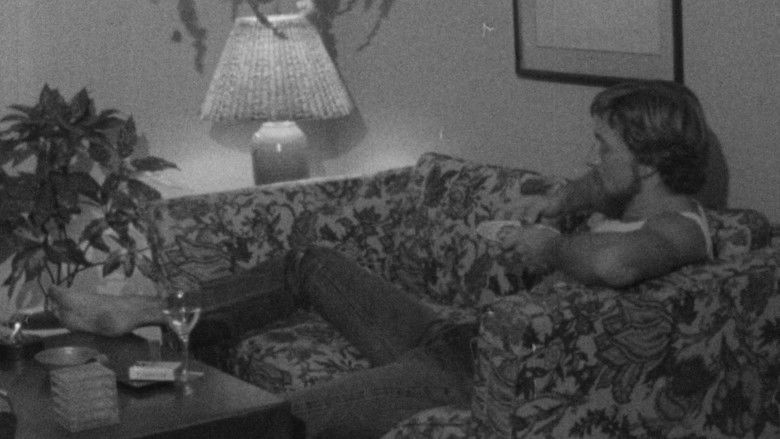 кадр из фильма 10:30 PM Monday