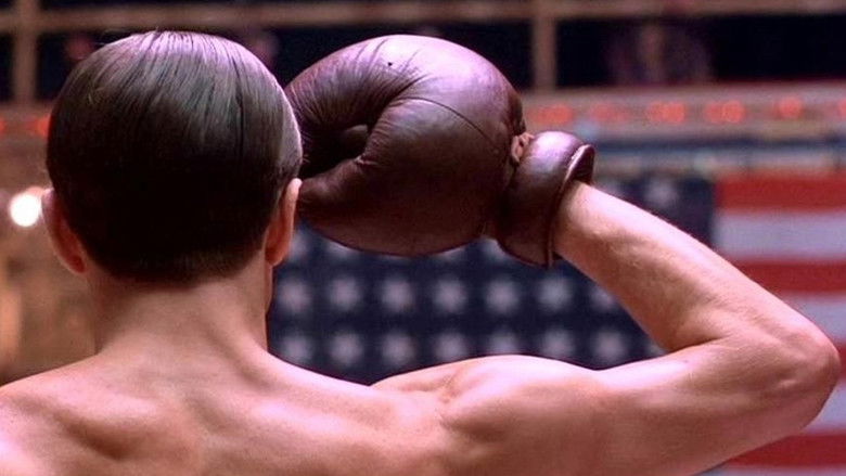 кадр из фильма Валентино