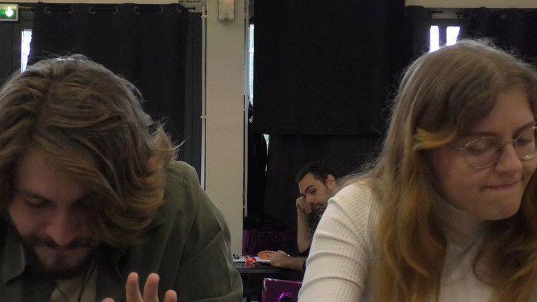 кадр из фильма La Lucarne