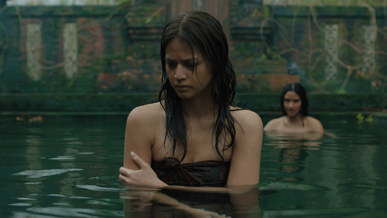 кадр из фильма KKN. Дух деревни танцев