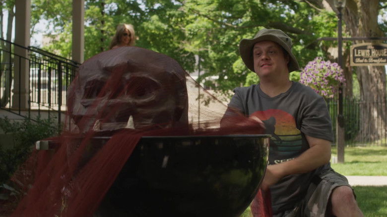 кадр из фильма Bigfoot, UFOs and Jesus