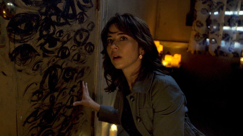 кадр из фильма Проклятие плачущей