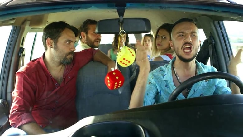 кадр из фильма Korkacak Bi'şey Yok