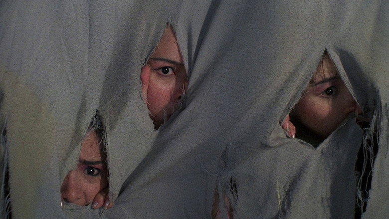 кадр из фильма Эротическая история призраков