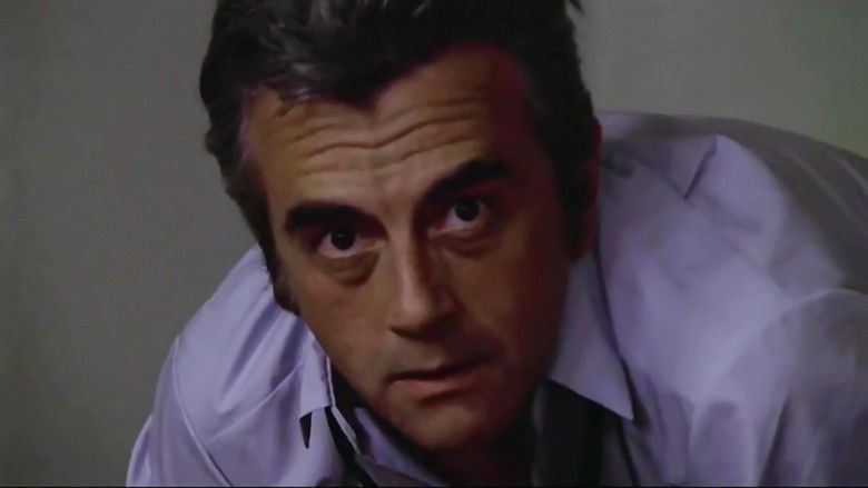 кадр из фильма Как далеко отсюда, как близко