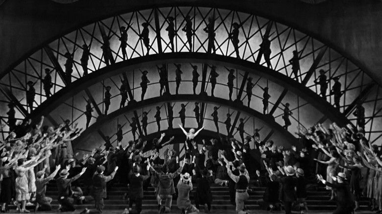 кадр из фильма Золотоискатели 1933-го года