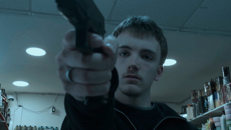 кадр из фильма RECOIL