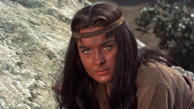 кадр из фильма Апач