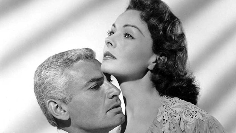 кадр из фильма Порванное платье