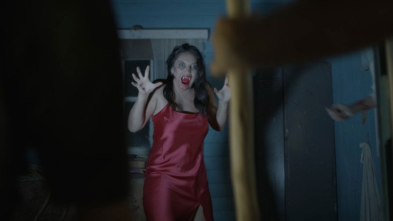 кадр из фильма Dracula Revamped