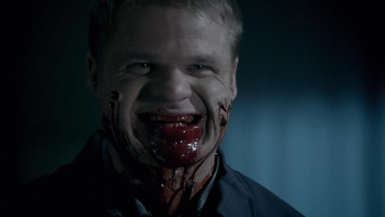 кадр из фильма Зеркала 2