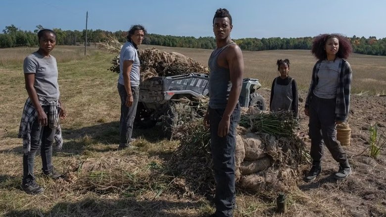 кадр из фильма 40 Акров