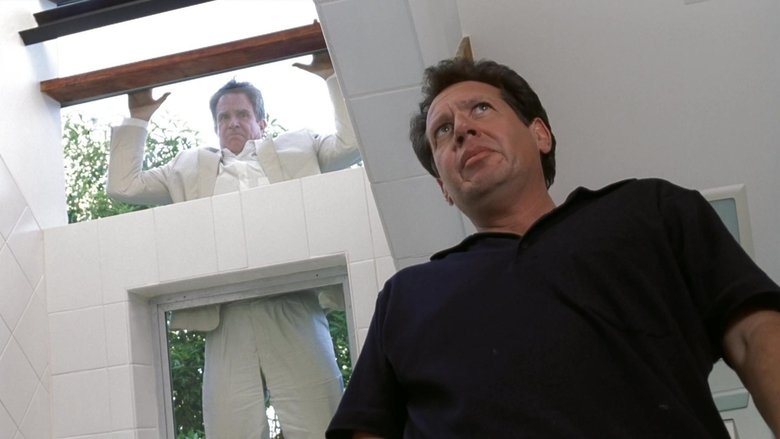 кадр из фильма Город и деревня