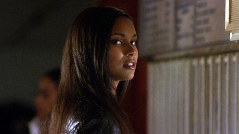 кадр из фильма Любовь и пули