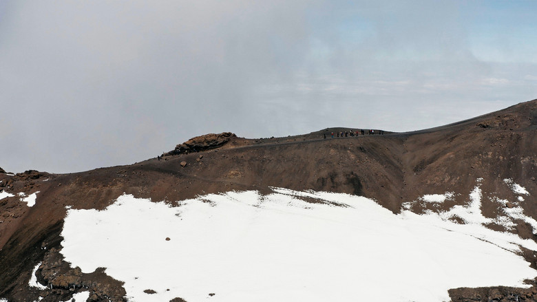 кадр из фильма Courage Rising