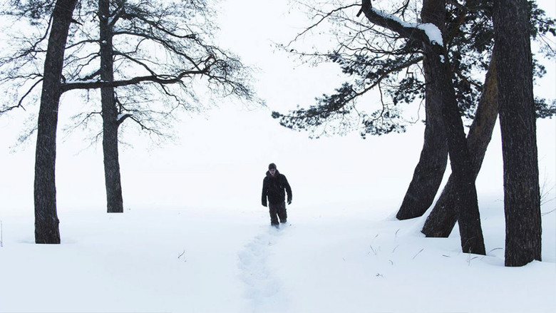 кадр из фильма Холодно