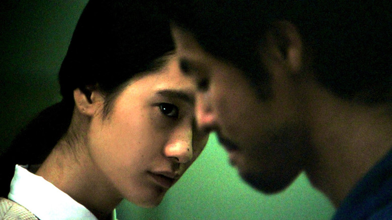 кадр из фильма 息を殺して