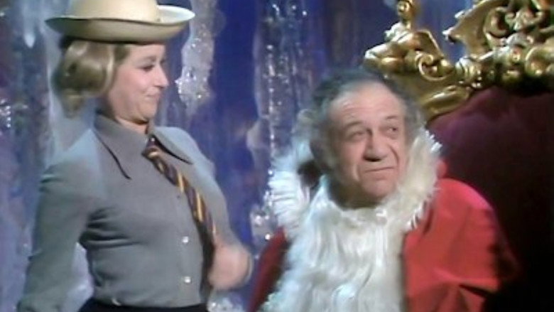 кадр из фильма Carry on Christmas