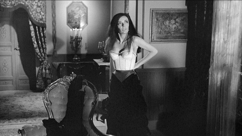 кадр из фильма Любовники из могилы