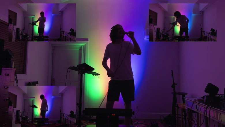 кадр из фильма Bo Burnham: The Inside Outtakes