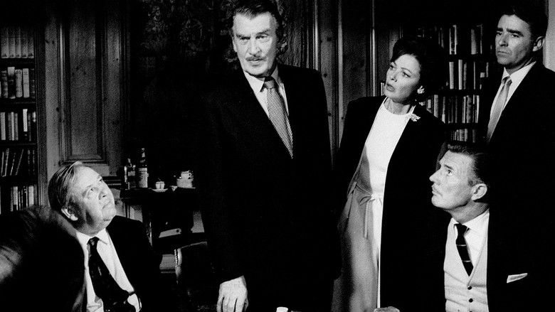 кадр из фильма Совет и согласие