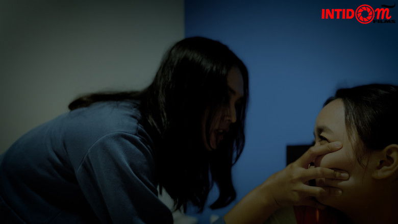 кадр из фильма Memiliki Viola 7