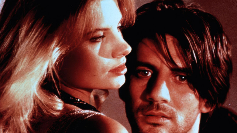 кадр из фильма Подглядывающий