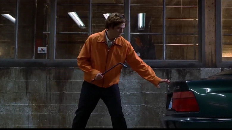 кадр из фильма Лишний багаж