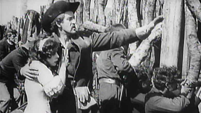 кадр из фильма The Invaders